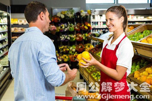 梦见自己卖物品生意火爆寓意何在