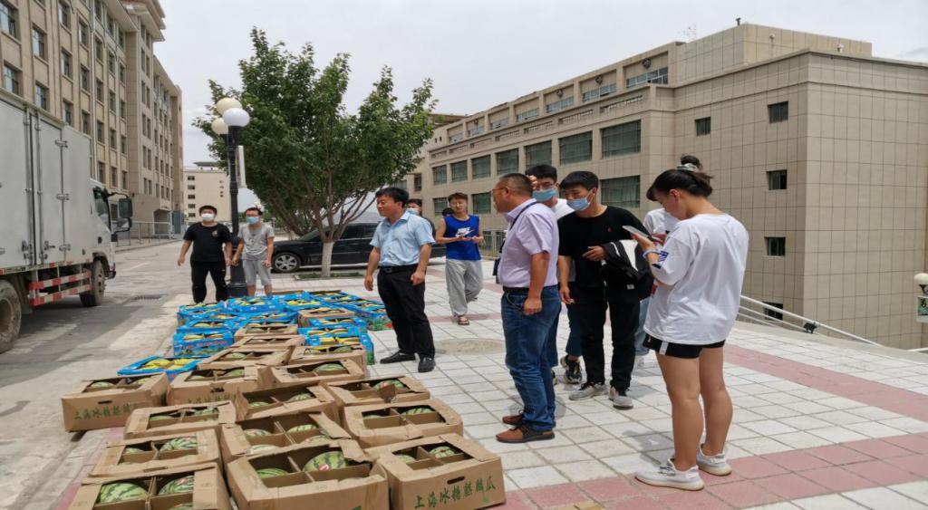 在校生党情人节送女好友什么礼物 情人节礼物介绍不同类型在校生党送女友的攻略