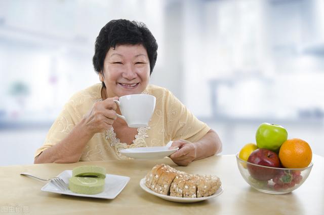 中老年人如何补钙效果最好 (中老年人如何选用低档羽绒服 中老年低档羽绒服)