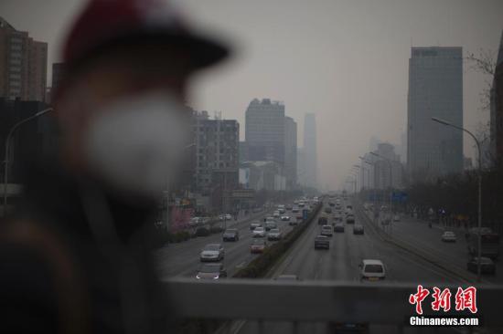 空气污染六名工人工作 (空气污染六名目的 如何预防空气污染六名目的的损害)